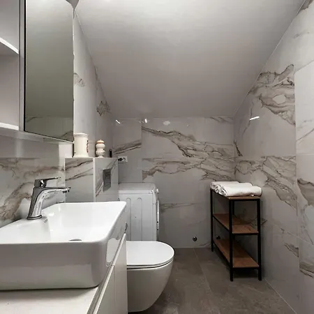公寓 Kono - One-bedroom With Patio And Sea View - Marka Gjaje Street