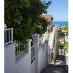 Kono - One-bedroom With Patio And Sea View - Marka Gjaje Street