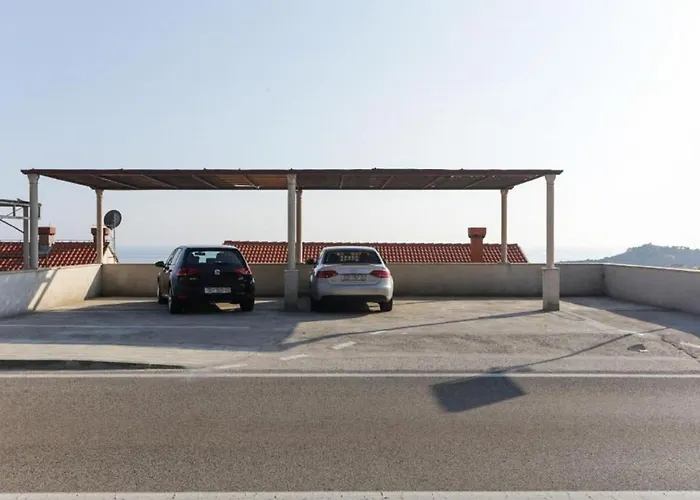 Kono - One-bedroom With Patio And Sea View - Marka Gjaje Street 公寓