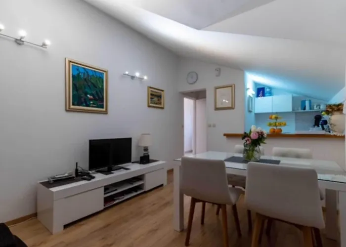 Kono - One-bedroom With Patio And Sea View - Marka Gjaje Street Διαμέρισμα Ντουμπρόβνικ